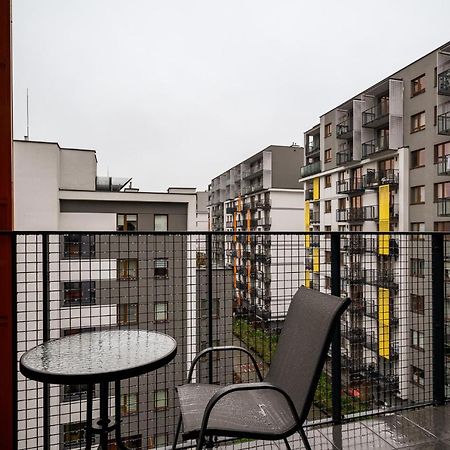 Ferienwohnung Apart D&K Free Parking Cybernetyki 2E Warschau Exterior foto